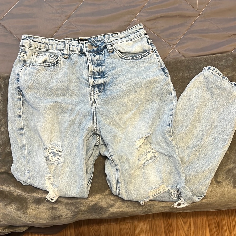 Ripped jeans